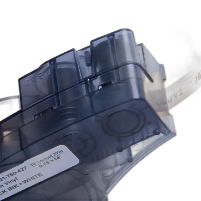 Fita Rotulador Brady M210 Vinil Autolaminado Compativel 9,5mm Legenda X 19mm Total X 4,27m C/ Chip PR/BR